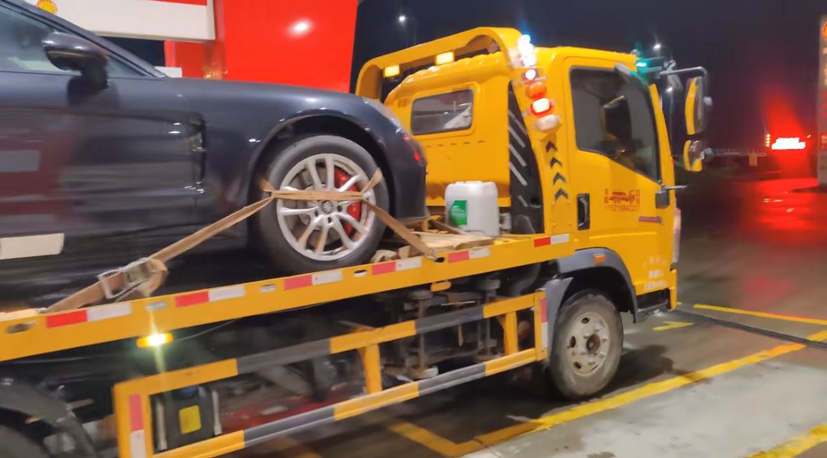 黔江行车途中遇到突发状况该如何呼叫道路救援？